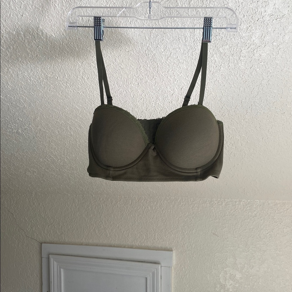 Tahari women’s size 36/C bra